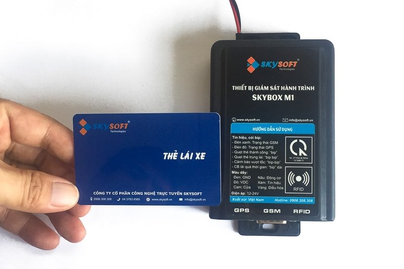 Thẻ lái xe và RFID được kết hợp cùng thiết bị giám sát hành trình giúp quản lý lái xe
